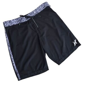 Hurley Phantom Black And White Board Shorts Size 36